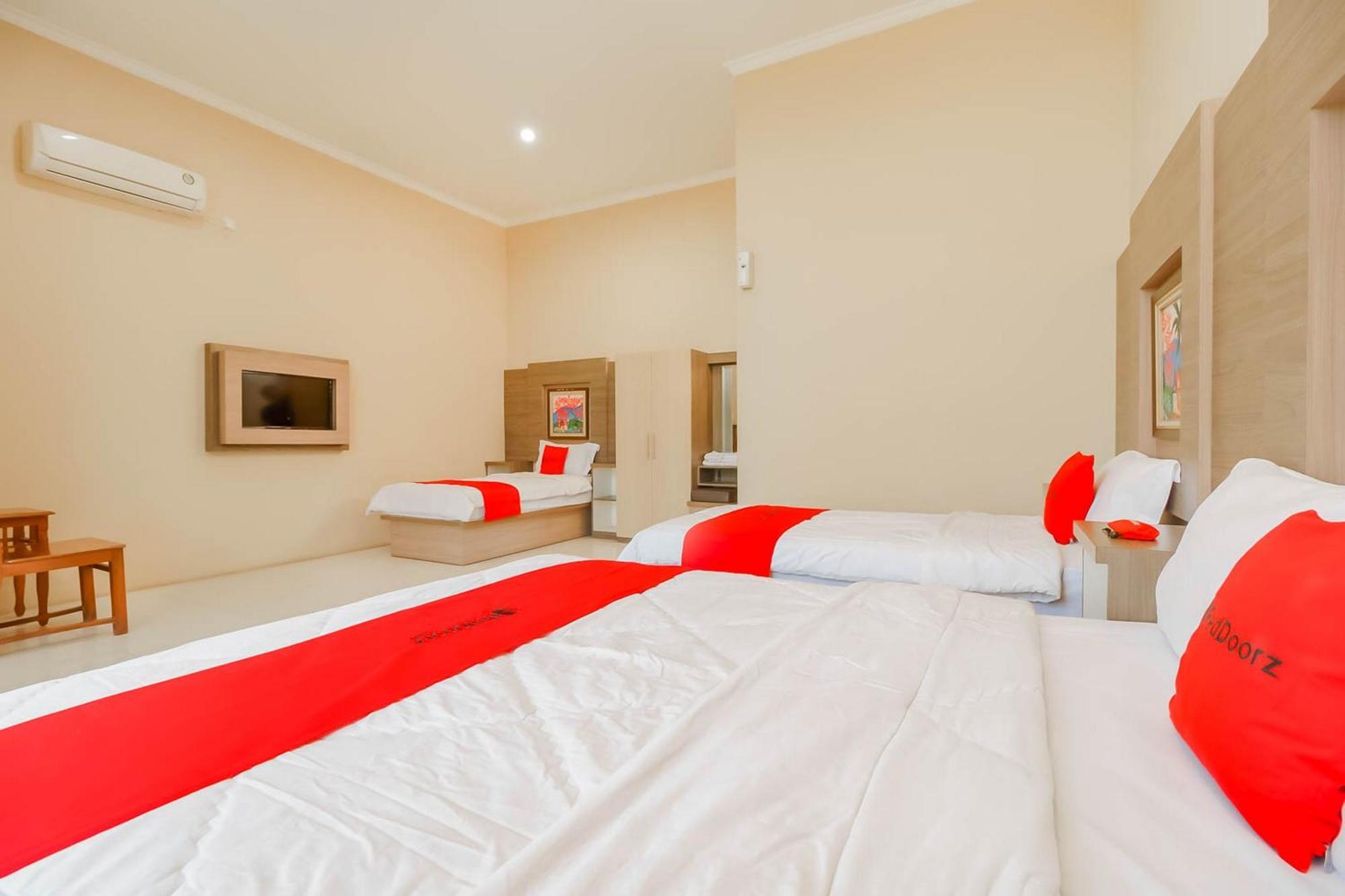 Reddoorz Resort Premium @ Sangkan Hurip Kuningan Zewnętrze zdjęcie