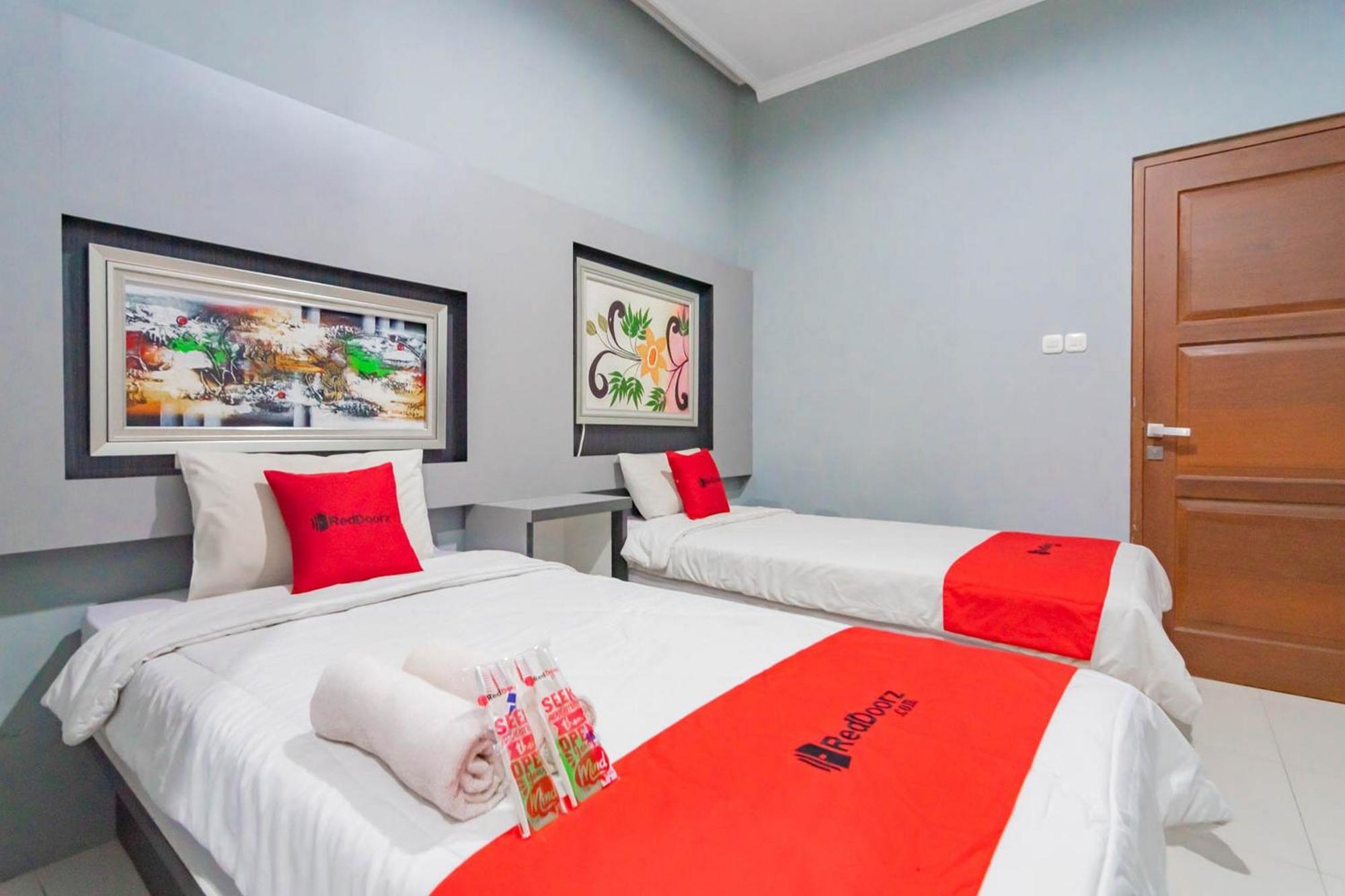 Reddoorz Resort Premium @ Sangkan Hurip Kuningan Zewnętrze zdjęcie